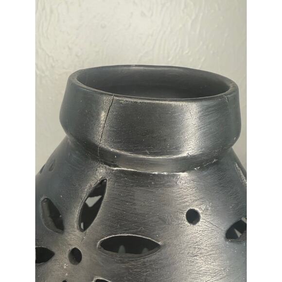 Oaxacan Barro Negro Black Pottery Pierced Planter Tripod Base Handmade Mexico - Picture 6 of 6